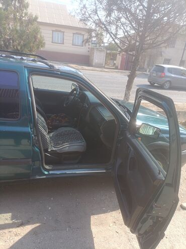 Volkswagen: Volkswagen Golf Variant: 1993 г., Механика, Бензин, Универсал — 3