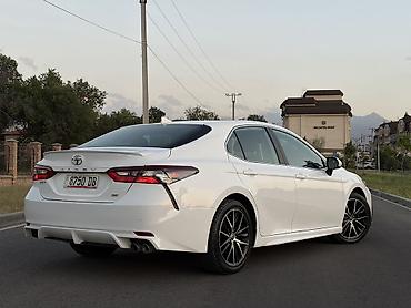 ram 2500: Toyota Camry: 2021 г., 2.5 л, Автомат, Бензин, Седан — 4