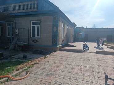 жер үй ижарага: Дом, 33 м², 4 комнаты, Собственник, Старый ремонт