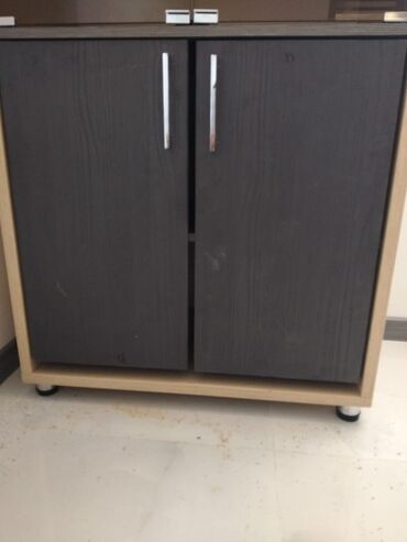 Sifarişlə ofis dəst mebeli: Mebel istehsalı və quraşdırma xidməti - Ofis masaları: İki rəngli — 96