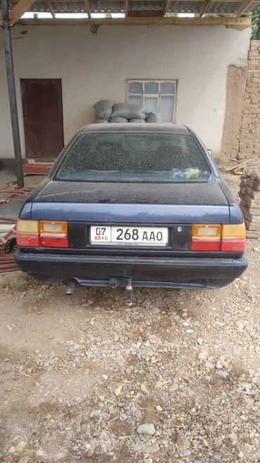 Audi: Audi 100: 1988 г., 2 л, Механика, Бензин, Седан