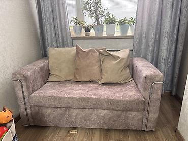 Прямые диваны: 🛋️ ПРОДАЮ ДВУХМЕСТНЫЙ ДИВАН б/у Продаётся уютный двухместный диван — 2