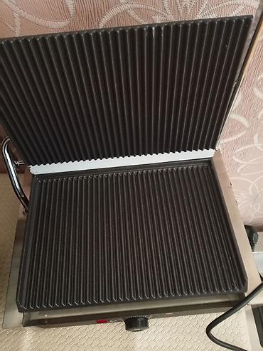 yemek bisiren: Profesional elektrik panini/gril presi və təkqablı elektrik friyator — 2