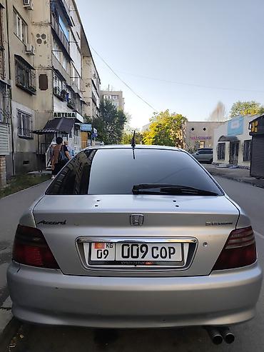 Продажа авто: Honda Accord: 2001 г., 2 л, Автомат, Бензин, Седан — 2