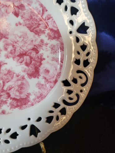 Ostalo posuđe: Tanjir nov, za posluzenje,ukras,porcelanski iz 70ih. Perfektan — 3