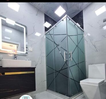 Duş kabinaları, arakəsmələr: Yeni Üstü açıq kabina, Künc üçün — 18