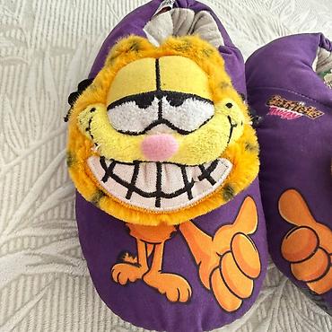 Детская обувь: Ev tərlikləri Məhsul: Garfield temalı ev tərlikləri. - Rəng — 3