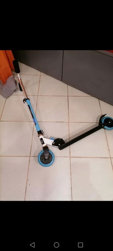 Trotineti, skejtbordovi i hoverbordovi: Trotinet za dete rasklapajući na 2 točkića silikonska. plavi — 5