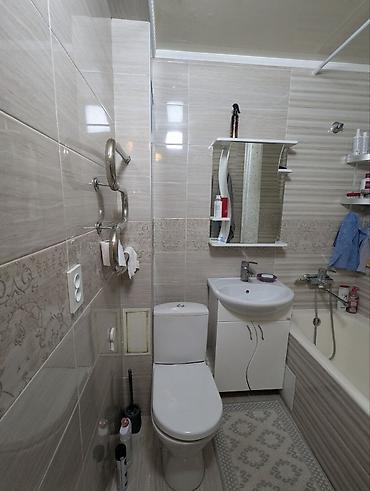 этажки: 2 комнаты, 42 м², ул. Московская / Гоголя 104 серия, 1 этаж, Косметический ремонт — 10