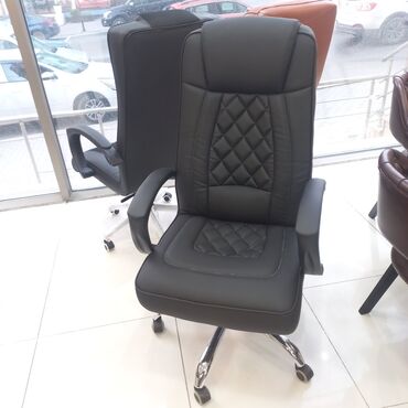 Ofis və oyun kresloları: Yeni, Təkərli, Qolları tənzimlənmir, Dəri — 7