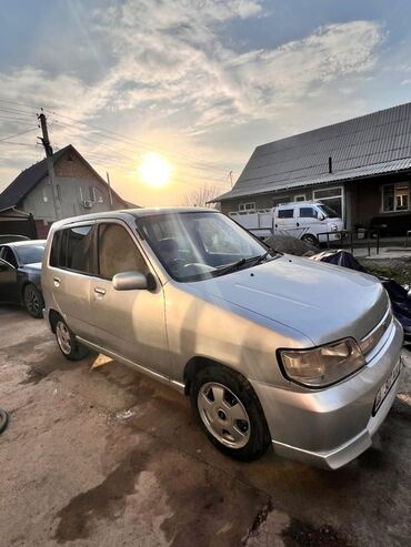 Nissan: Nissan Cube: 2000 г., 1.3 л, Автомат, Бензин, Хэтчбэк — 2