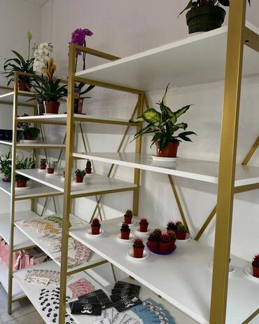 Стеллажи: На заказ изготовим стеллажи, кронштейны, стойки, примерочные со — 38