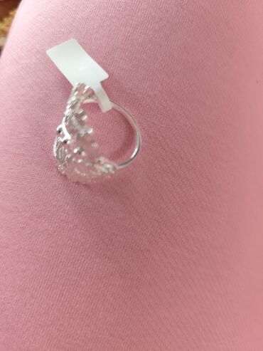 Setovi nakita: Srebrni set nakita – prsten i minđuše - Materijal: srebro (boja — 4