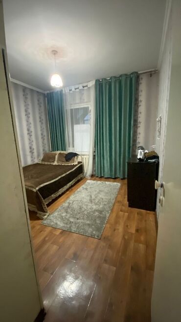 продаю 1 комнатный квартиру: 3 комнаты, 62 м², 105 серия, 3 этаж, Требуется ремонт
