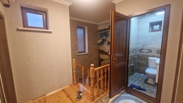 Həyət evləri və villaların satışı: 4 otaqlı, 128 kv. m, Yeni təmirli — 2