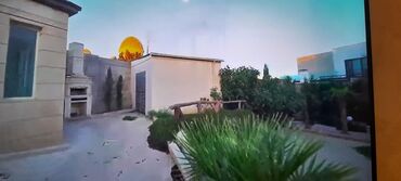 Həyət evləri və villaların satışı: Ev monolit betonla, qaya üzərində tikilib, dəniz mənzərəlidir. 1-ci — 18