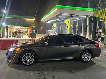 гибридный автомобиль купить: Toyota Camry: 2019 г., 2.5 л, Автомат, Гибрид, Седан — 4