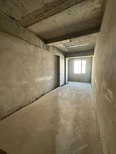 рынок баят квартира: 3 комнаты, 90 м², ул. Ахунбаева / Малдыбаева Элитка, 5 этаж, ПСО (под самоотделку) — 8