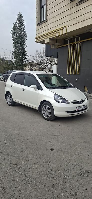 купить авто в кыргызстане с пробегом: Honda Fit: 2002 г., 1.3 л, Вариатор, Бензин, Хэтчбэк — 1