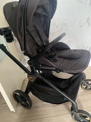 Коляски: Коляска, цвет - Черный, Б/у — 2