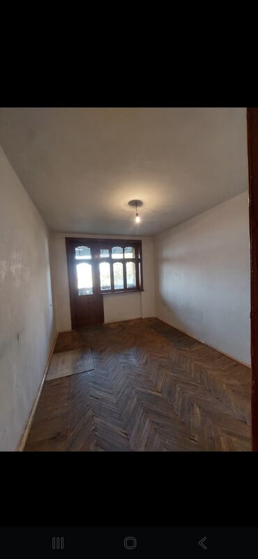 Köhnə tikili: Gəncə, 4 otaqlı, Köhnə tikili, 90 kv. m -da lalafo.az — 1 Köhnə tikili: Gəncə, 4 otaqlı, Köhnə tikili, 90 kv. m — 1