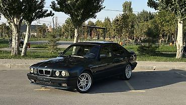 BMW 5 series: 1992 г., 2.8 л, Механика, Бензин, Седан