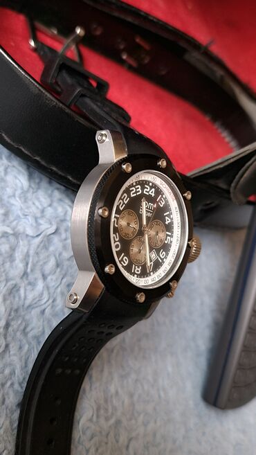 Dvogledi i teleskopi: Daljinogled 10x50 sa kožnom futrolom - Optika: 10x uvećanje, prečnik — 14