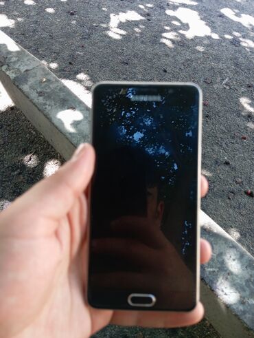 samsung a40 ekrani: Samsung Galaxy A5 2016, 16 ГБ, цвет - Черный