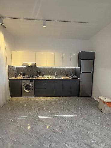 Günlük kirayə evlər: Şamaxı rayonu, Melhem kəndində yerləşən 4 otaqlı, əla təmirli ev — 8