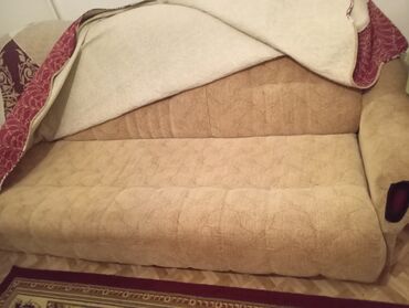 кресло диван икеа: Прямой диван с подлокотниками, обтянутый тканью бежевого цвета