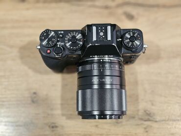 аренда камер: Fujifilm X-T1 проффесиональная камера с объективом Viltrox 23mm F1.4