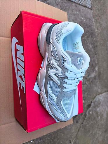 Patike: NB 9060
A klasa
36-46
 4500 din
SO — 6