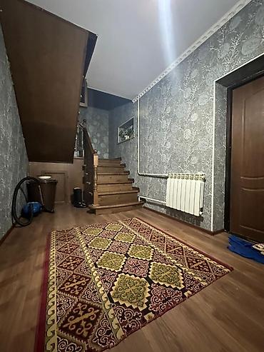 Продажа коттеджей и домов: 🏡 Продается уютный двухэтажный дом в районе Ак Ордо! Идеальный — 17