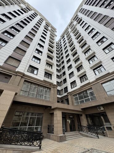 квартира на мецяс: 4 комнаты, 102 м², Элитка, 14 этаж, Дизайнерский ремонт