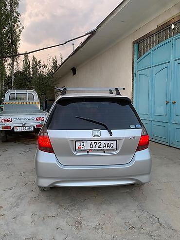 багаж срв: Honda Fit: 2004 г., 1.3 л, Автомат, Бензин, Хэтчбэк — 1