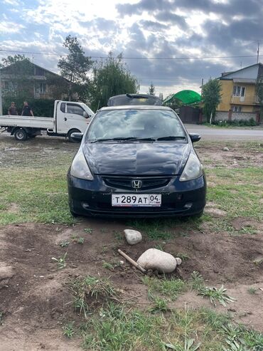 Honda: Honda Fit: 2001 г., 1.3 л, Автомат, Бензин, Седан