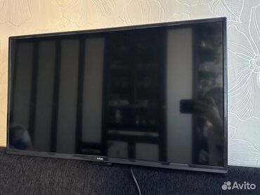 Televizorlar: Rasiya istehsalı BBK 82 Ekrandi Sade Madeldi kart yeri Daxili Krosnasi