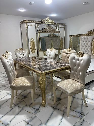 Klassik masa dəsti satılır 550₼. Üzəri mərmər tekstrualı. Ünvan Həzi