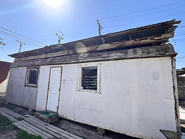 Вагоны: Продается очень срочно!! Бытовка/вагончик металлический, разборный. - — 2