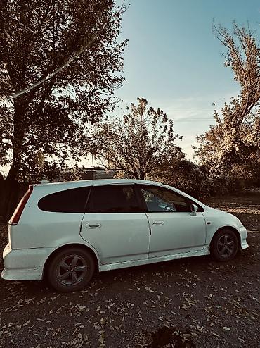 Honda: Honda Stream: 2002 г., Универсал — 5