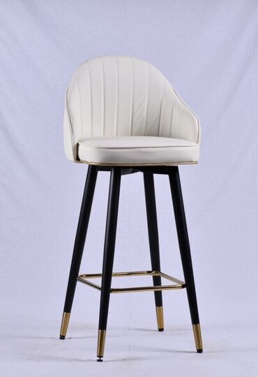 Ofis dəst mebeli: Ofis mebel dəsti Tərkib: - İş masası: ağ üst səth, qara metal karkas; — 19