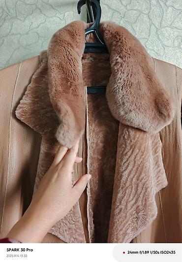 Дубленки: (Все абсолютно НОВЫЕ) купили очень дорого отдам за 5 тыс. Женская — 1