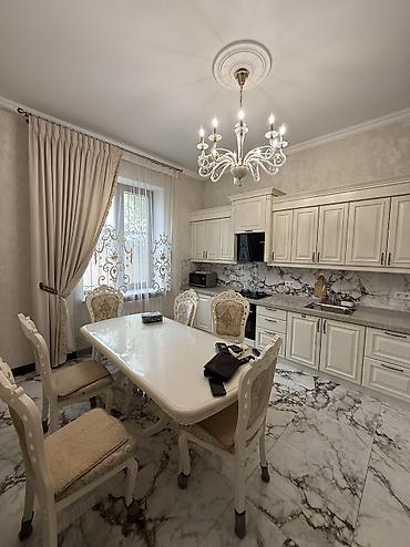 Продажа коттеджей и домов: 🔥Срочно продается дом в районе церкви 🔥 🏡 Общая площадь: 236 м² 🌿 — 10