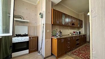 киргшелк дом: 2 комнаты, 118 м², 2 этаж — 3
