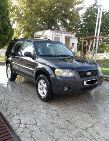 hybrid avtomobillər qiymətləri: Ford Escape: 3 л | 2004 г. 180000 км Внедорожник