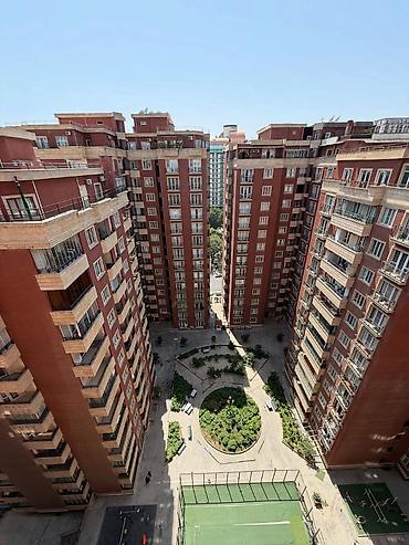 Daşınmaz əmlak: 28 May, 5 otaqlı, Yeni tikili, 390 kv. m — 1