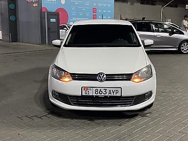 v klass: Volkswagen Polo: 2014 г., 1.6 л, Автомат, Бензин, Седан — 2
