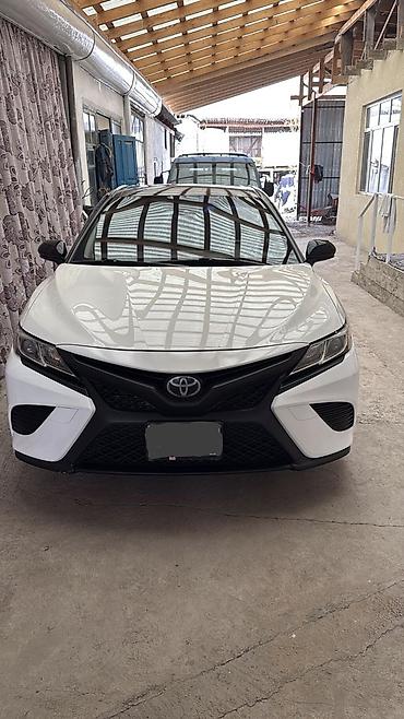 e klass: Toyota Camry: 2018 г., 2.5 л, Автомат, Бензин, Седан — 3