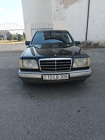 muhərrik yastığı: Mercedes-Benz E 220: 2.2 l | Sedan — 3