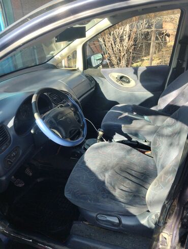 Volkswagen: Volkswagen Sharan: 1996 г., 2 л, Механика, Бензин, Минивэн — 4